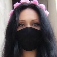 Emily Glass Naakt