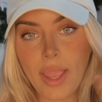 Emily Jane Naakt