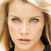 Emily Maddison Naakt
