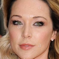 Emily Scott Naakt