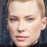 Emma Booth Naakt