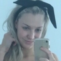 Emma Bourne Naakt