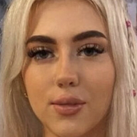 Emma C Naakt