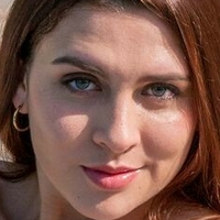 Emma Connor Naakt