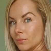 Emma May Naakt