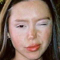 Emma Roob Naakt