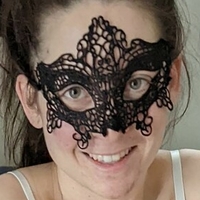 Emmaline Plusone Naakt