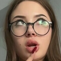 emmsee Naakt