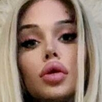 Emy Lee Naakt