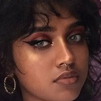 Esmeralda Naakt