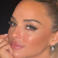 Estefania Küster Naakt