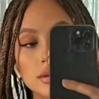 Estefi Marquis Naakt