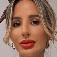 eva.sky.ts Naakt