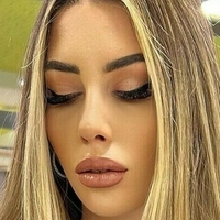 Evamenta Naakt