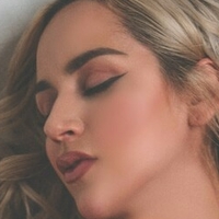 Eve Marie Naakt