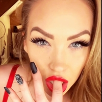 Faye Delphine Naakt
