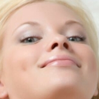 Feeona A Naakt
