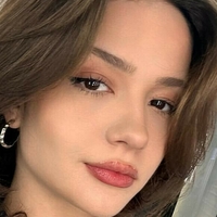 Feride Özdinç Naakt