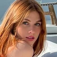 Flávia Charallo Naakt