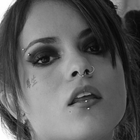 freethaizsuicide Naakt