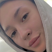 Future_star Elizabeth Naakt