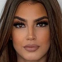 Gena Naakt