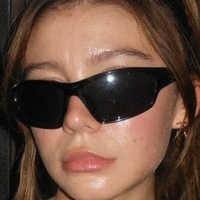 G Hannelius Naakt