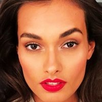 Gizele Oliveira Naakt