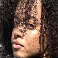 Glowingsunny Naakt