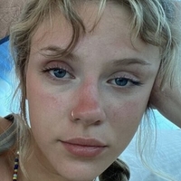 Hailey Hitch Naakt