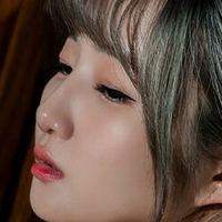 Han Jina 한지나 Naakt