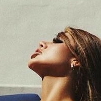 Hannah Gonzalez Naakt