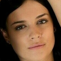 Hannah Lucy Naakt