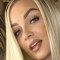 hotblondesarah Naakt