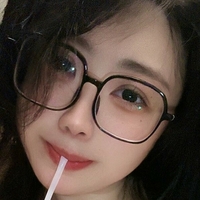 _huoyeIi_ Naakt