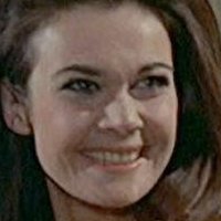 Imogen Hassall Naakt