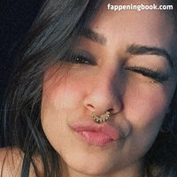 India Hot Naakt