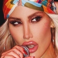İrem Derici Naakt
