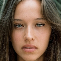 Isabella Mathers Naakt
