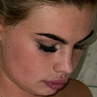 Issie Cole Naakt