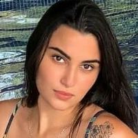 Iza Aguiar Naakt