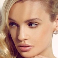 Jasmine Shogren Naakt