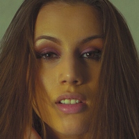 Jenny McBride Naakt