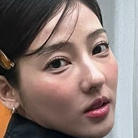 Jeon Jisu Naakt