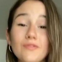Julia Ayers Naakt