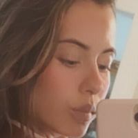 Julia Holtzman Naakt