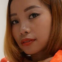 Julia Leung Naakt