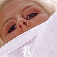 Julia Miles Naakt