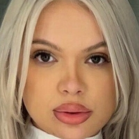 Julia Monroe Naakt