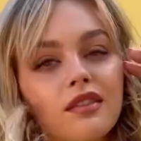 Julia Rilynn Greenhalgh Naakt